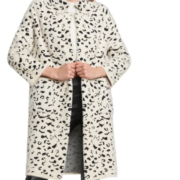 Bardot Jackets & Blazers - Bardot Leopard Print Faux Fur Coat